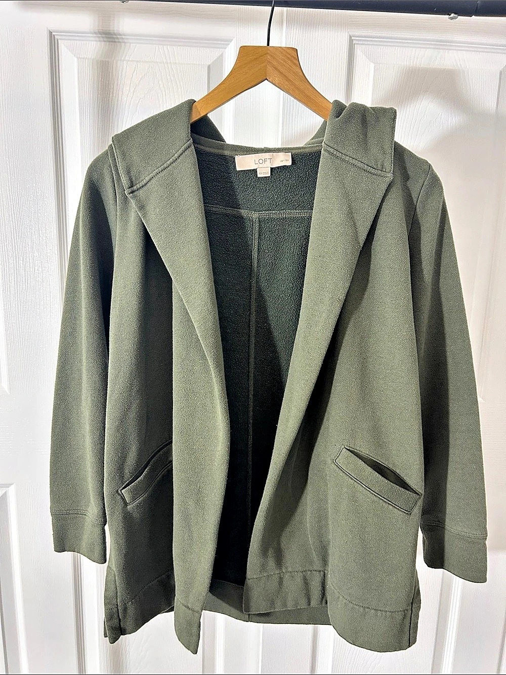 LOFT Hooded Utility Jacket in Green Size Extra Small Petite. Good used condition